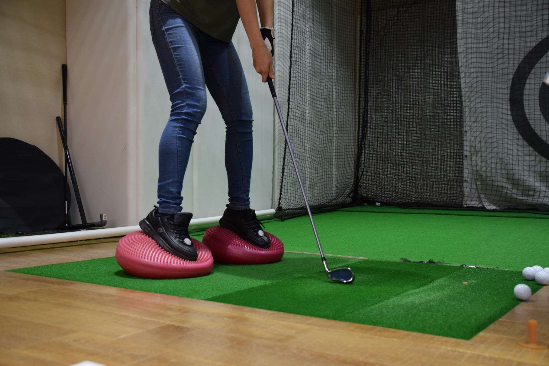 インドアゴルフスクールの服装