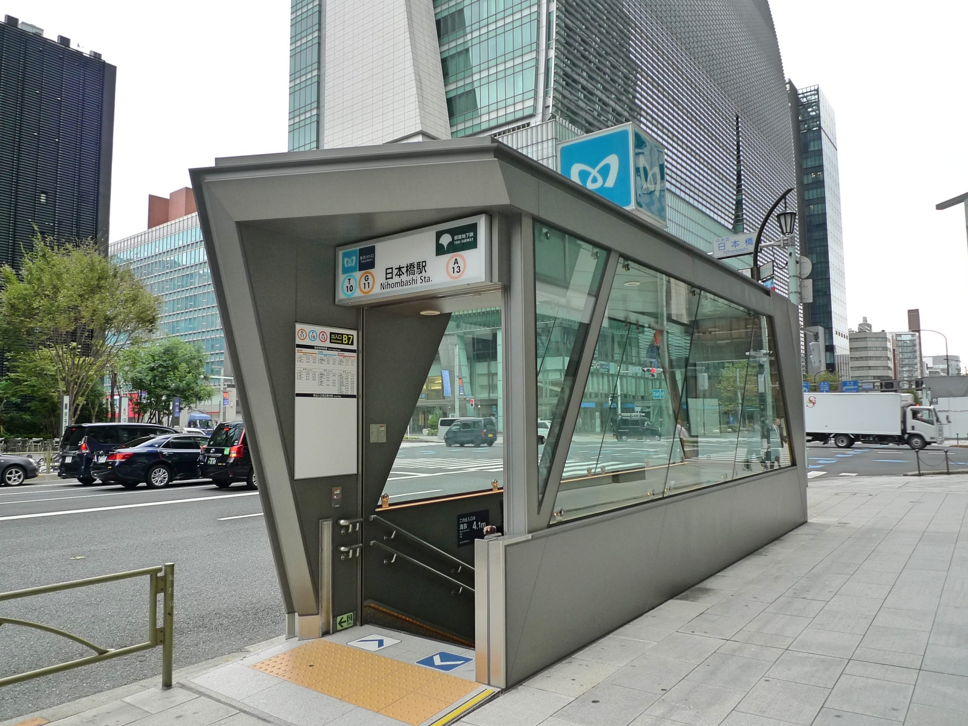 ライザップゴルフ日本橋店へのアクセス